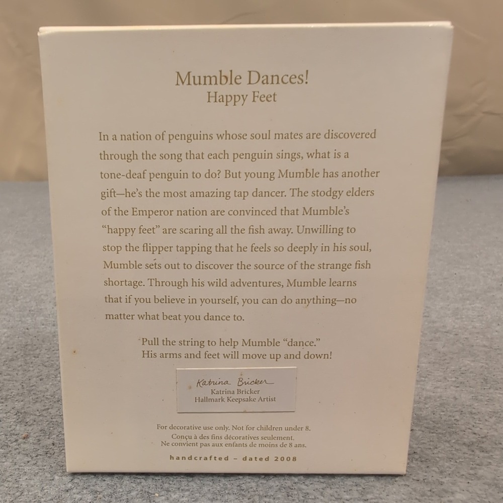 Hallmark Keepsake Mumble Dances Happy Feet Christmas Ornament 2008 - Picture 2 of 3
